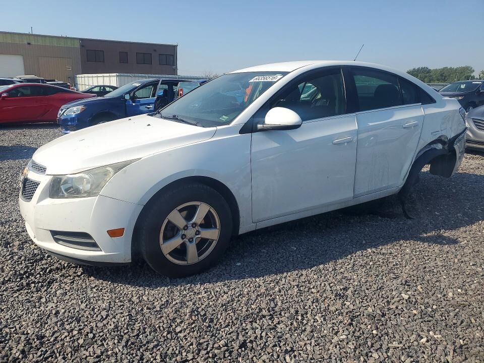 2013 CHEVROLET Cruze