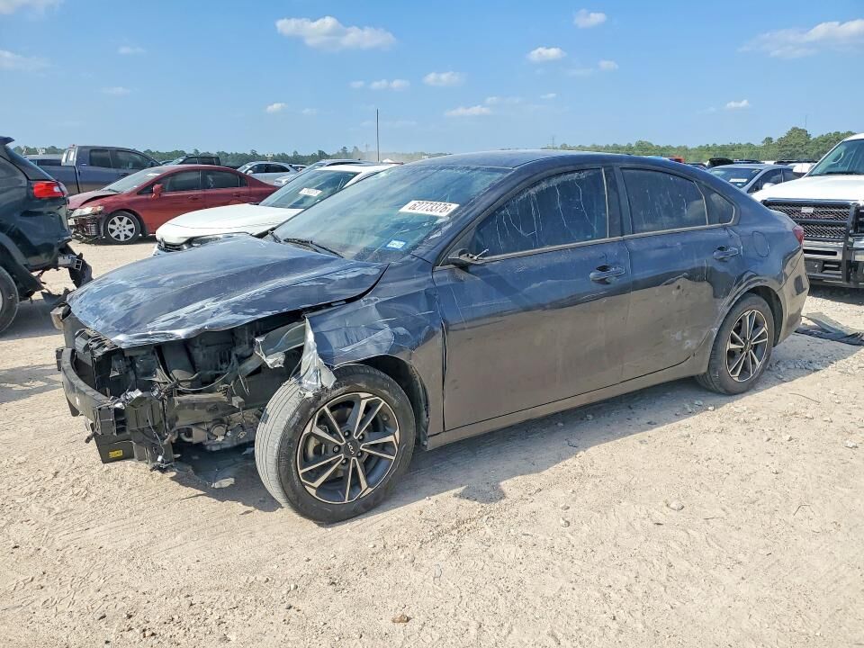 2023 KIA Forte