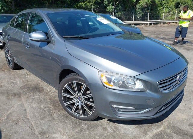 2016 VOLVO S60