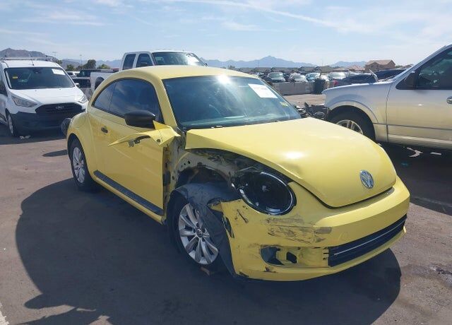 2015 VOLKSWAGEN Beetle