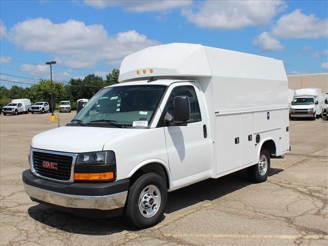 2025 GMC Savana