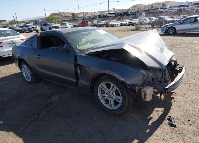 2013 FORD Mustang