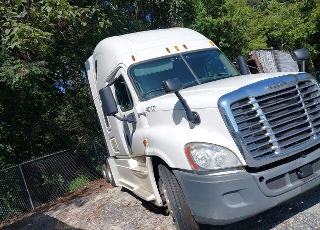 2015 FREIGHTLINER Cascadia