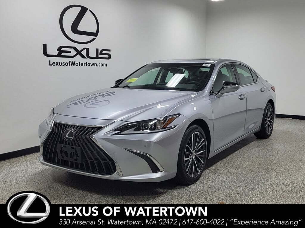 2025 LEXUS ES