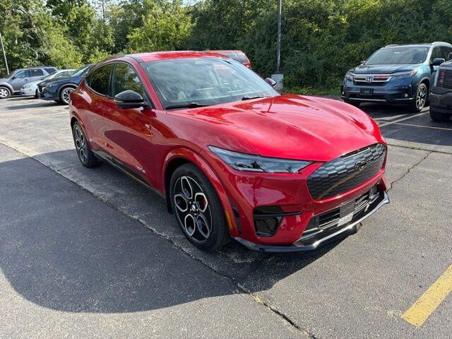 2021 FORD Mach-E