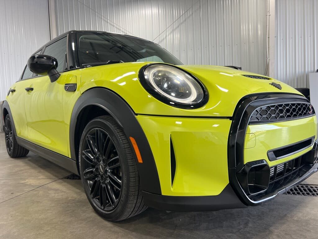 2023 MINI Hardtop