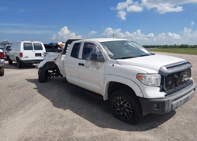 2015 TOYOTA Tundra