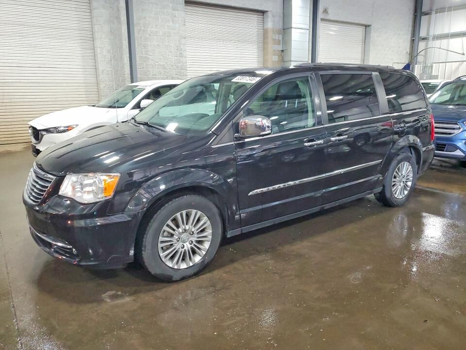 2015 CHRYSLER Town and Country