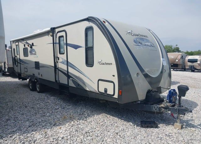 2014 FOREST RIVER Freedom Express