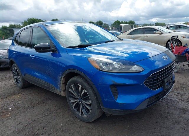 2021 FORD Escape