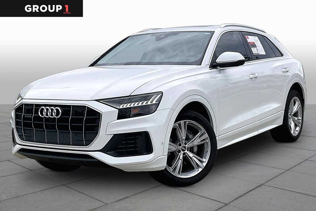 2023 AUDI Q8