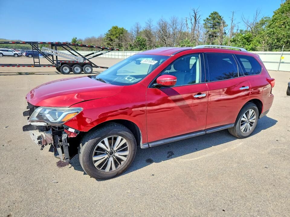 2017 NISSAN Pathfinder