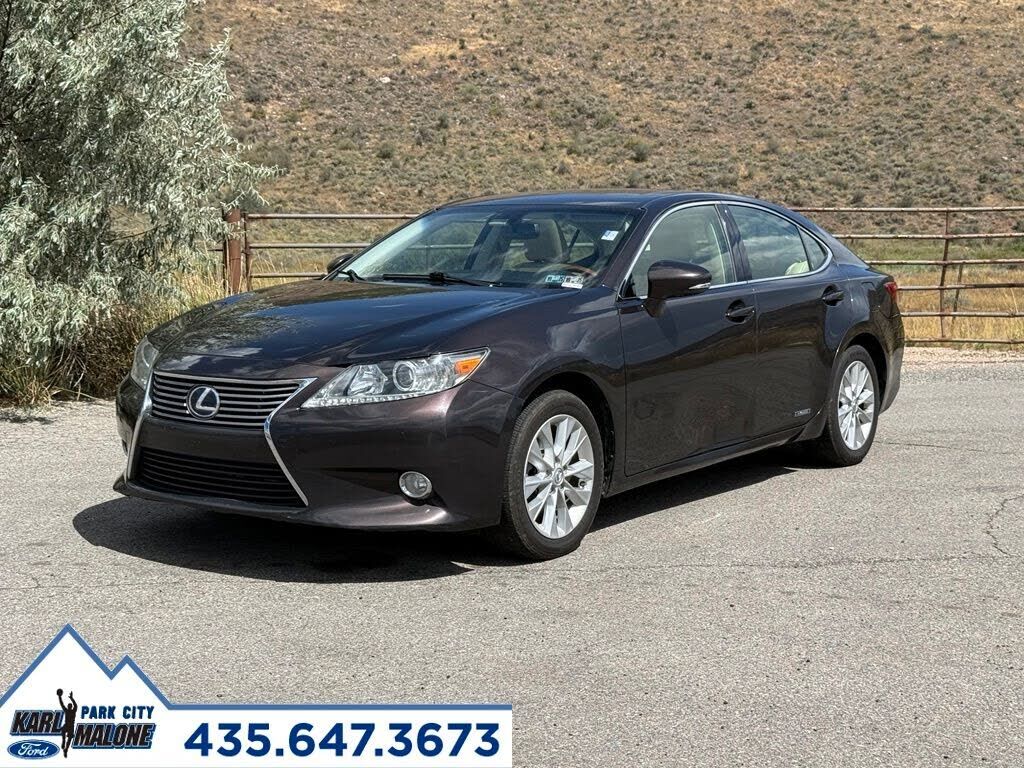 2013 LEXUS ES