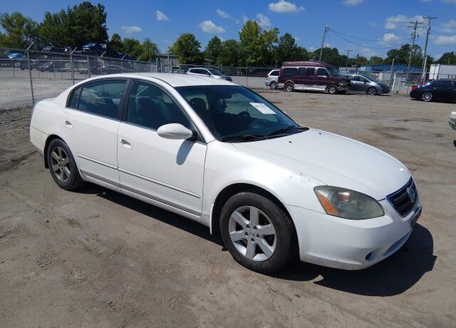 2002 NISSAN Altima