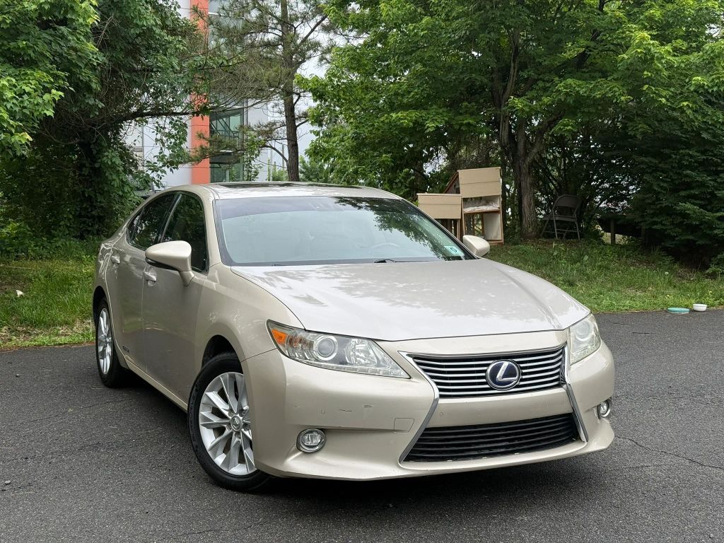 2014 LEXUS ES