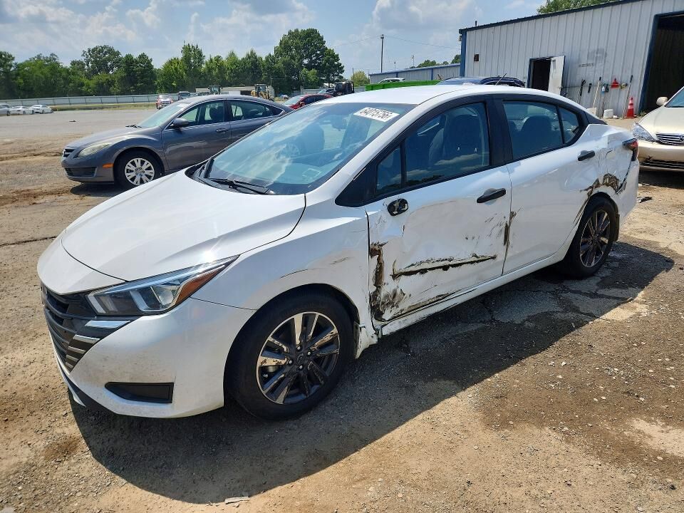 2024 NISSAN Versa