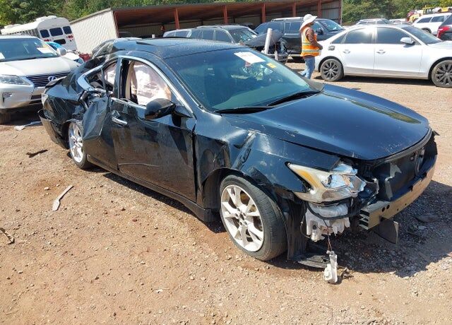2014 NISSAN Maxima