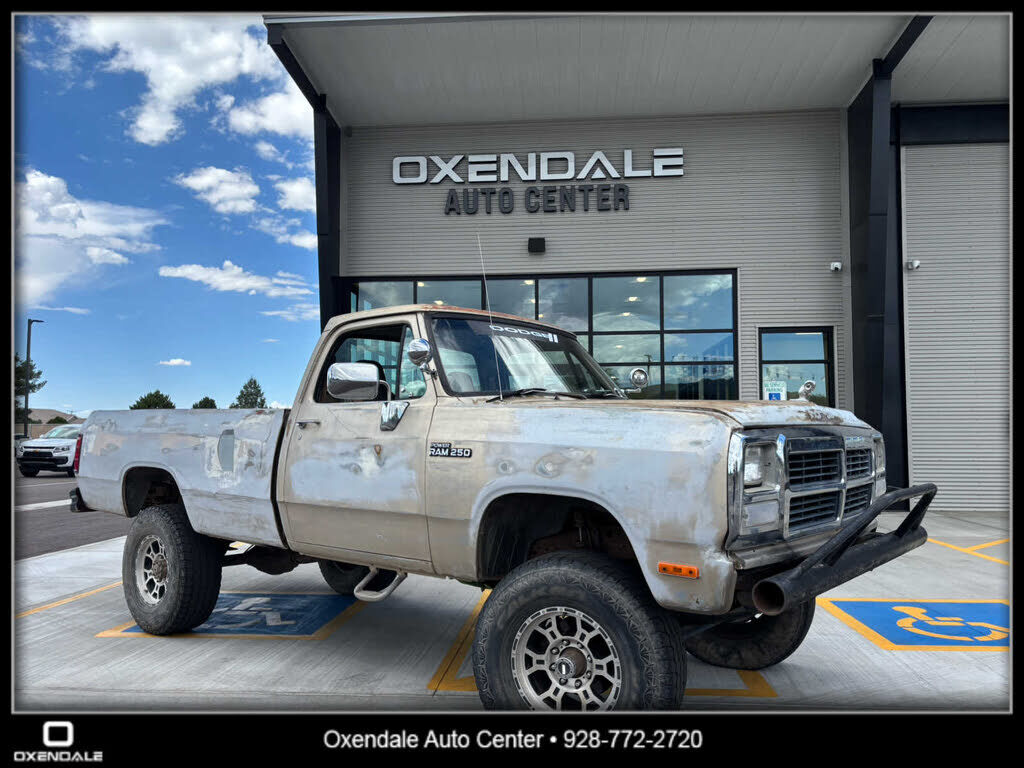 1993 DODGE W-Series