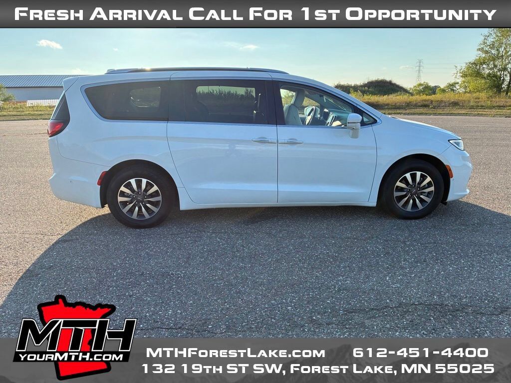2021 CHRYSLER Pacifica