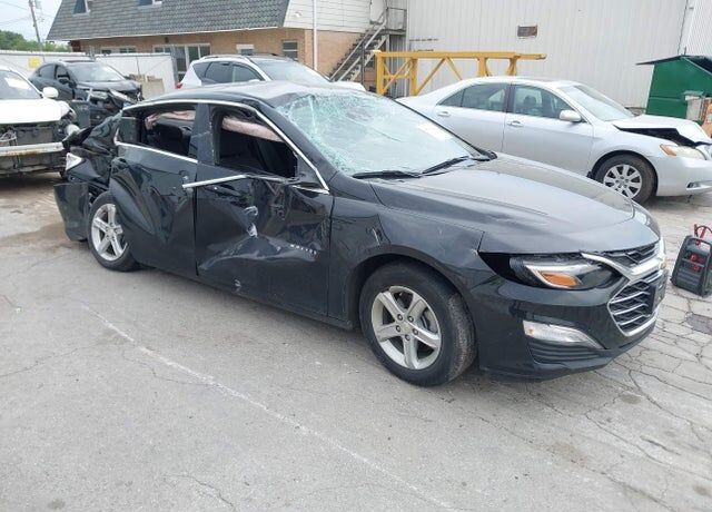 2025 CHEVROLET Malibu
