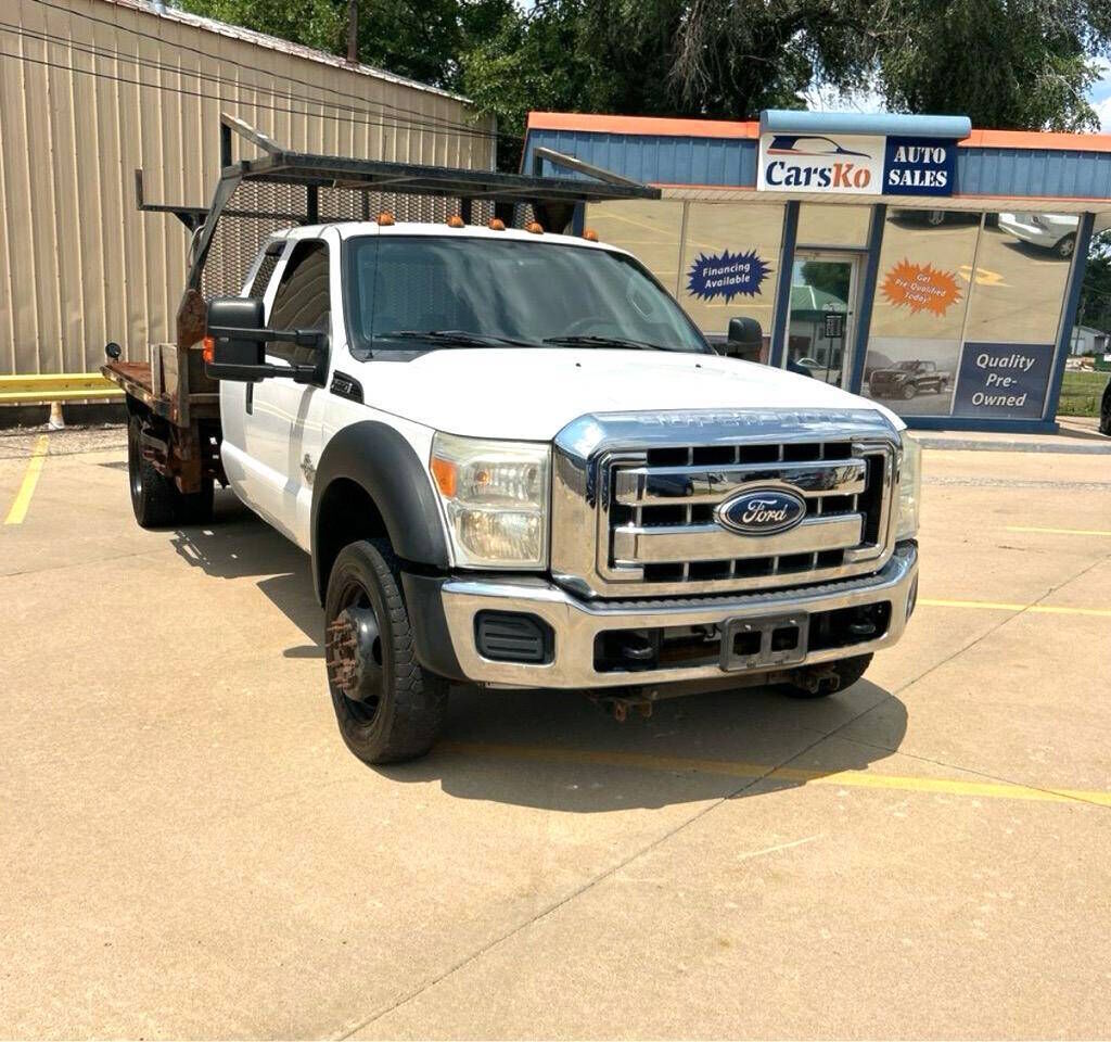 2012 FORD F-550