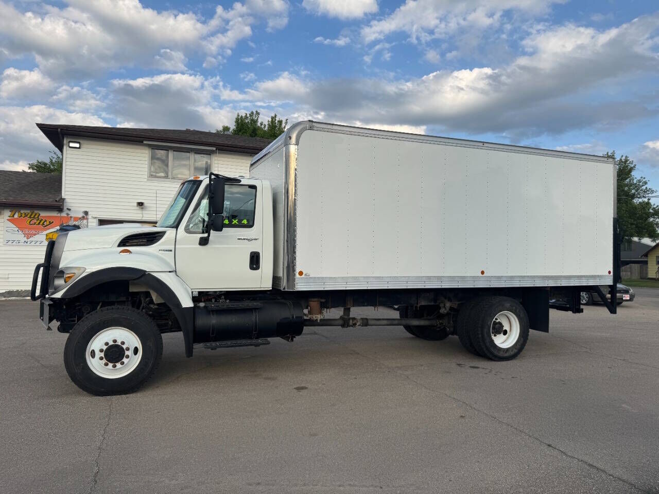 2009 INTERNATIONAL SR515