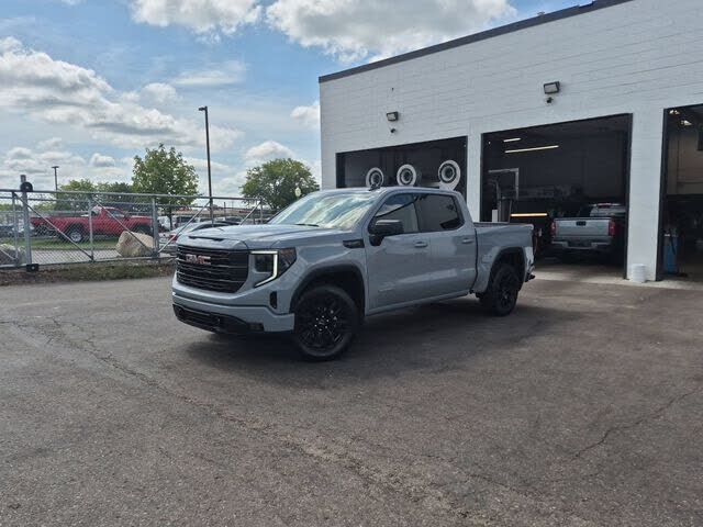 2024 GMC Sierra