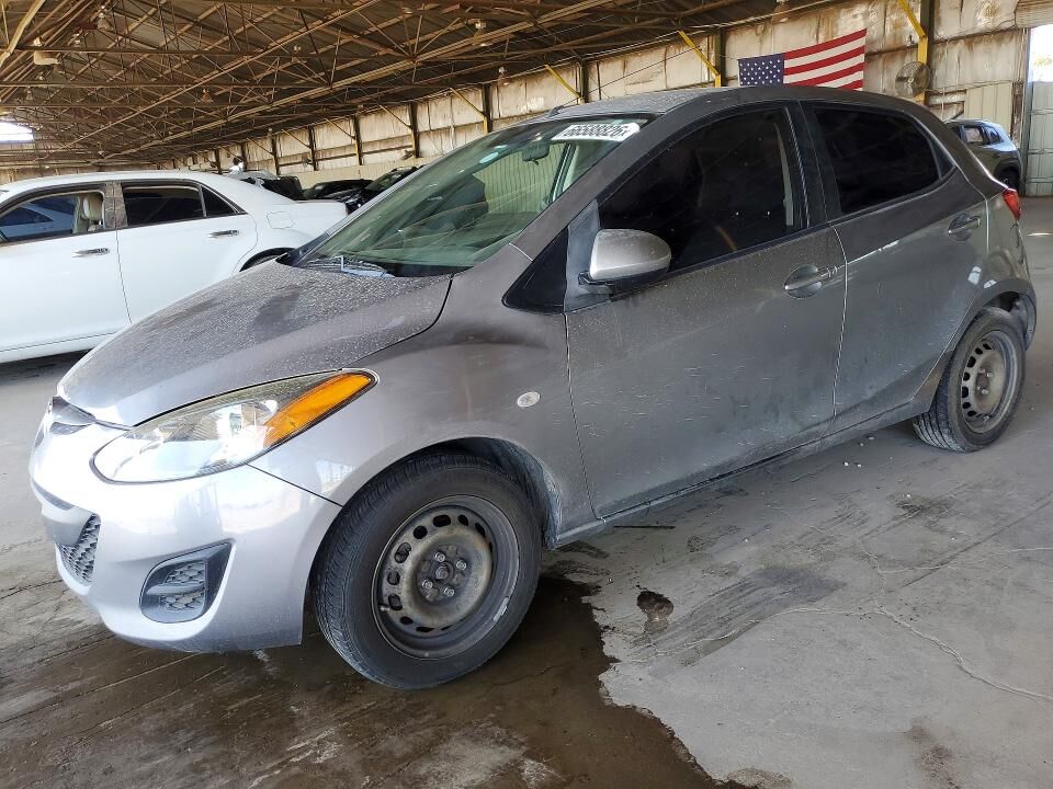 2013 MAZDA Mazda2