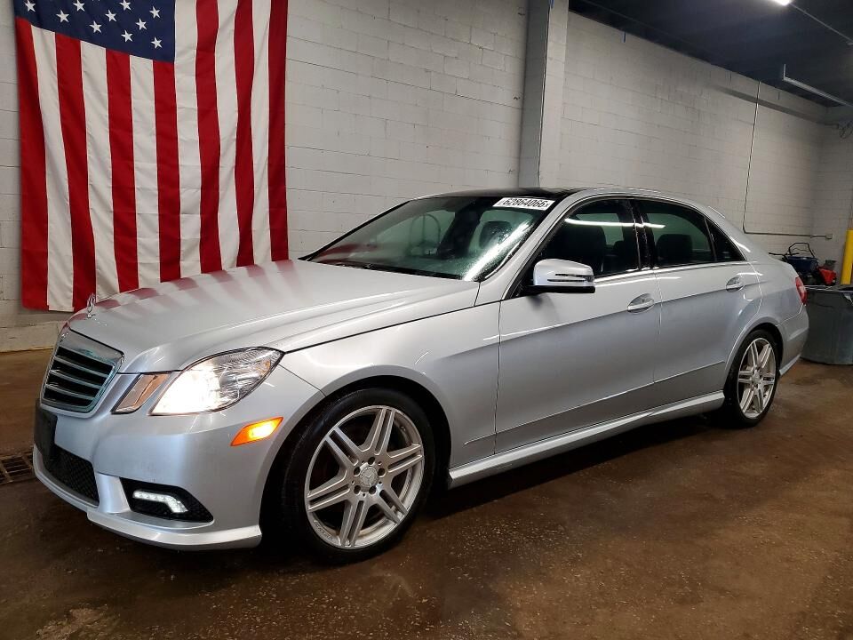 2011 MERCEDES-BENZ E-Class