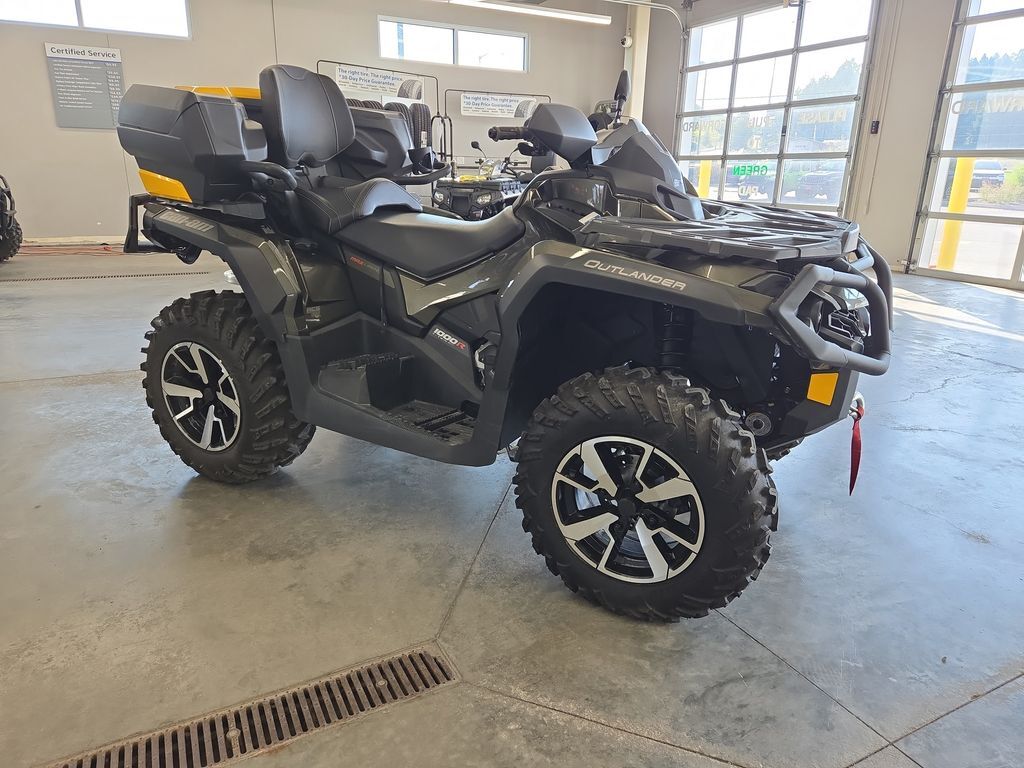 2019 CAN-AM Outlander