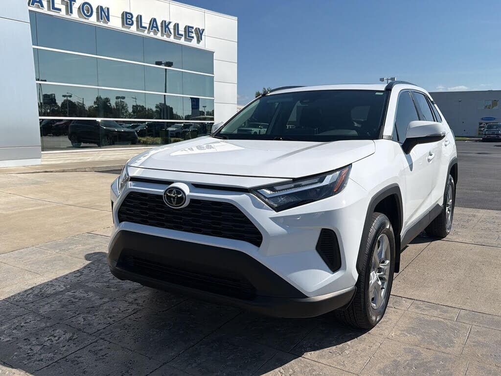 2024 TOYOTA RAV4