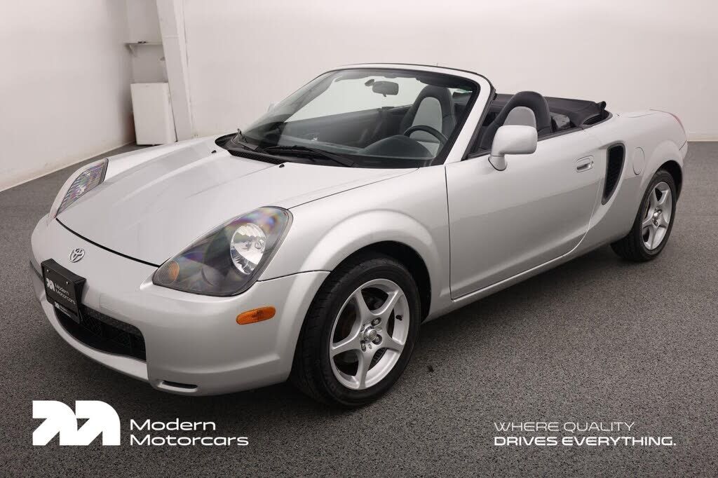 2002 TOYOTA MR2