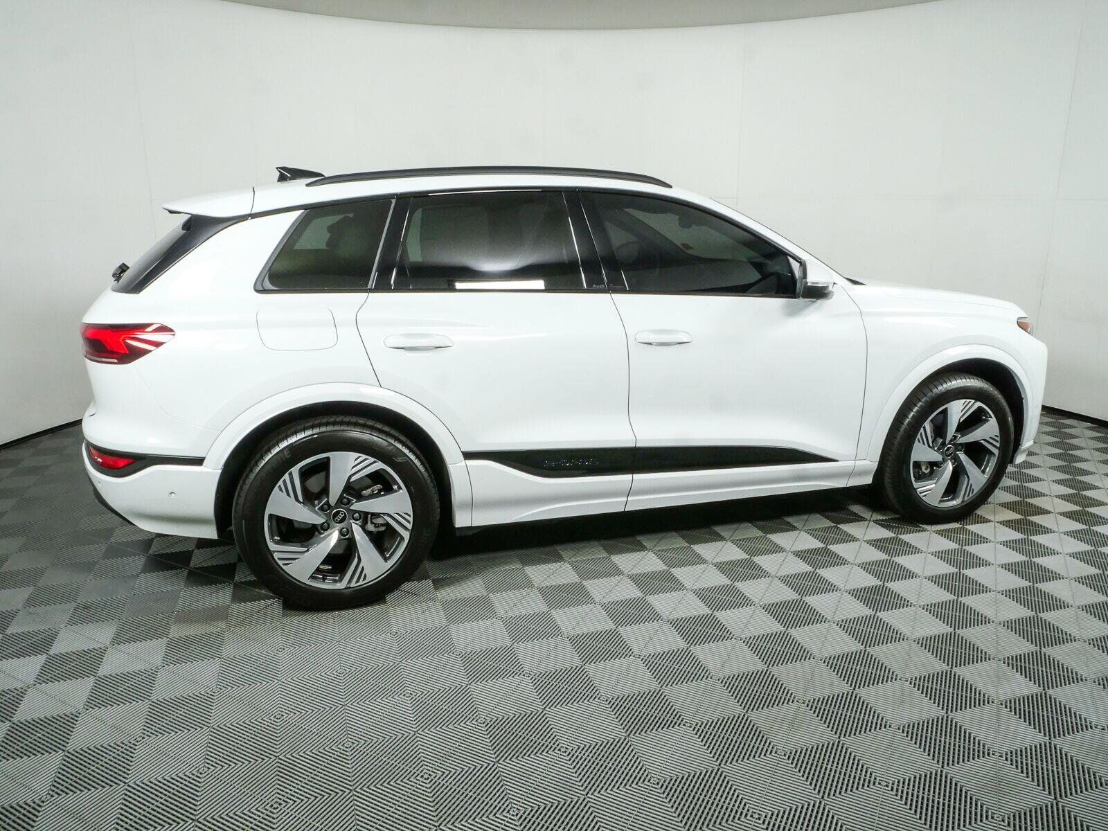2025 Audi Q6