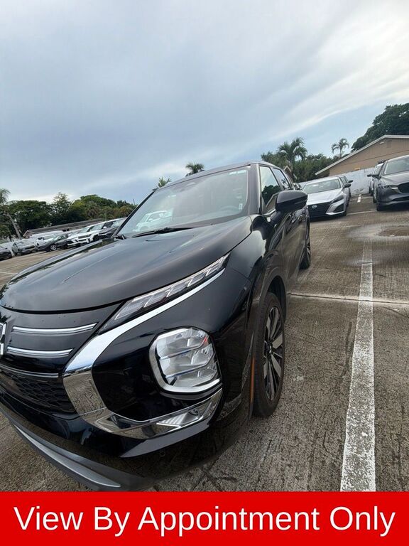 2025 MITSUBISHI Outlander
