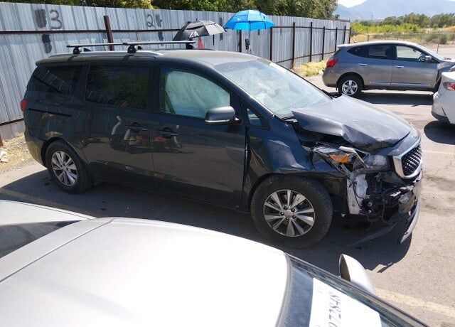 2017 KIA Sedona