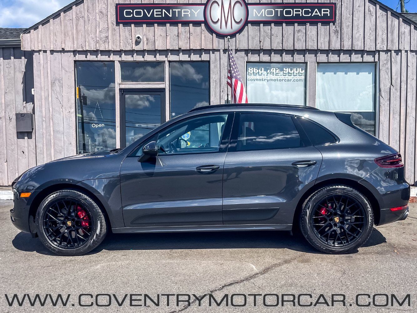 2018 PORSCHE Macan