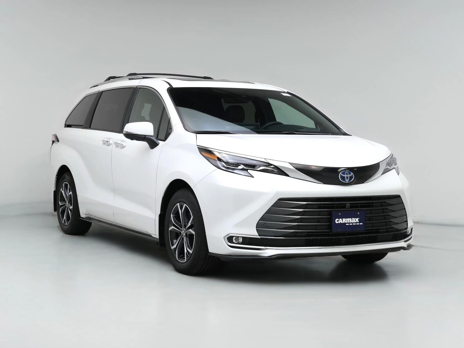 2025 TOYOTA Sienna