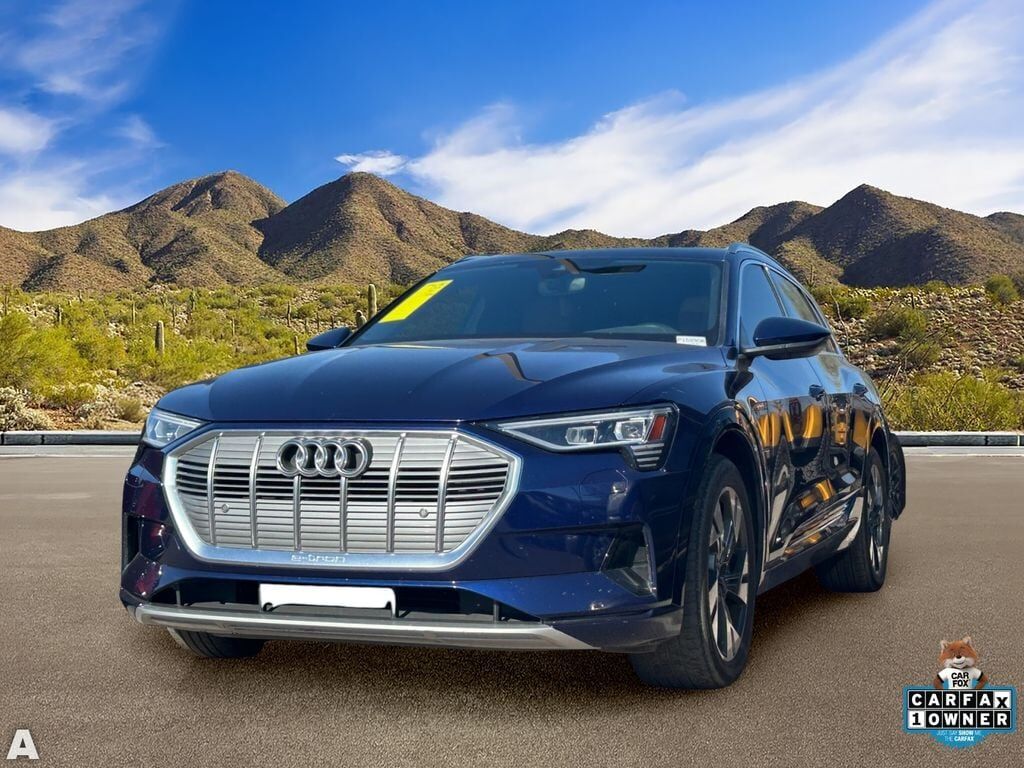 2022 Audi e-tron