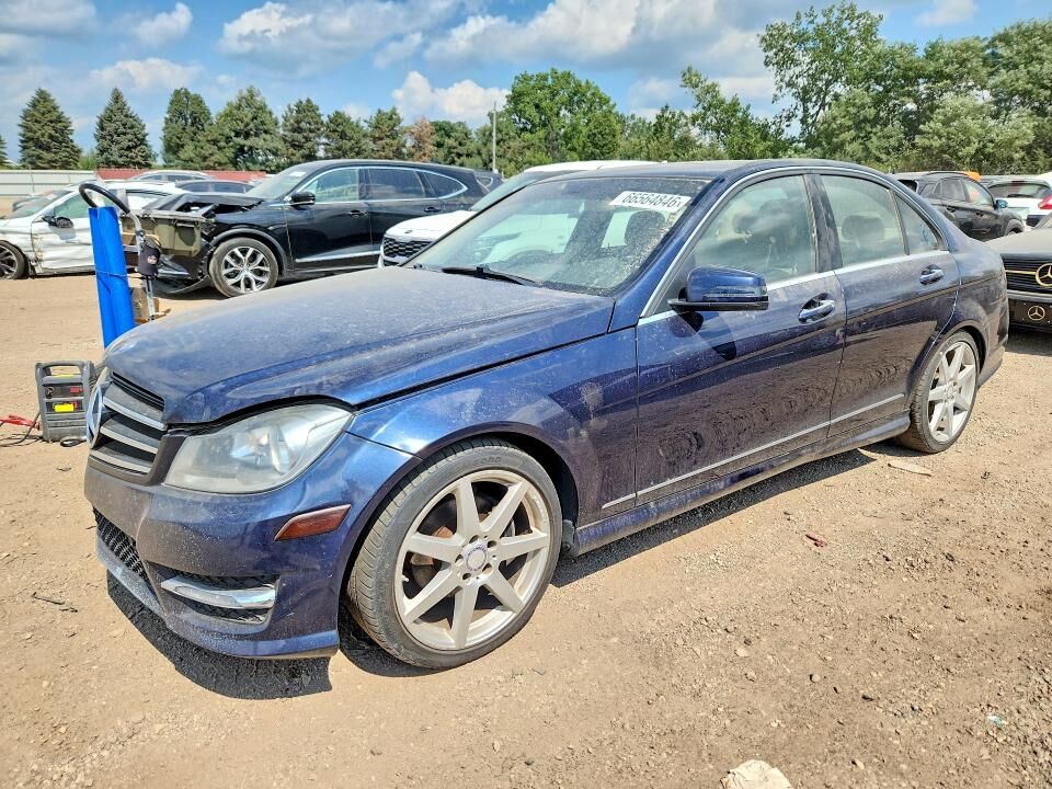 2014 MERCEDES-BENZ C-Class