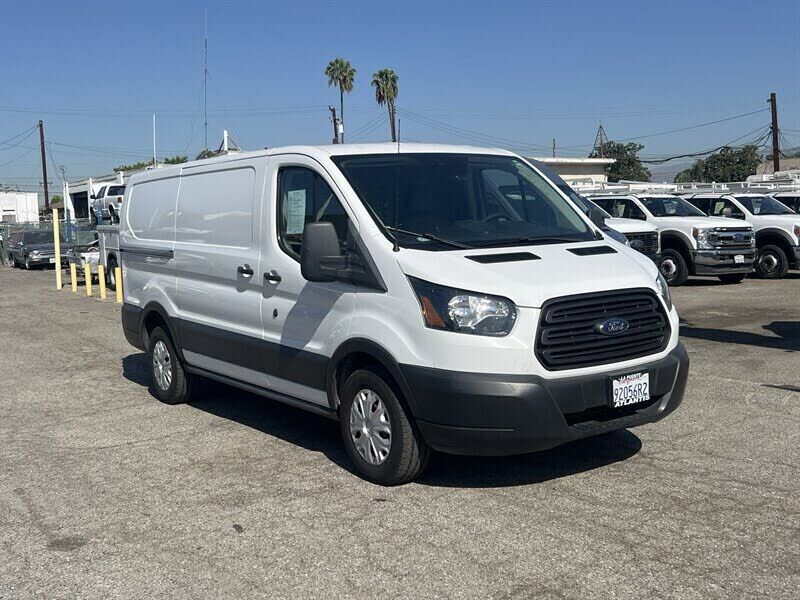 2019 FORD Transit