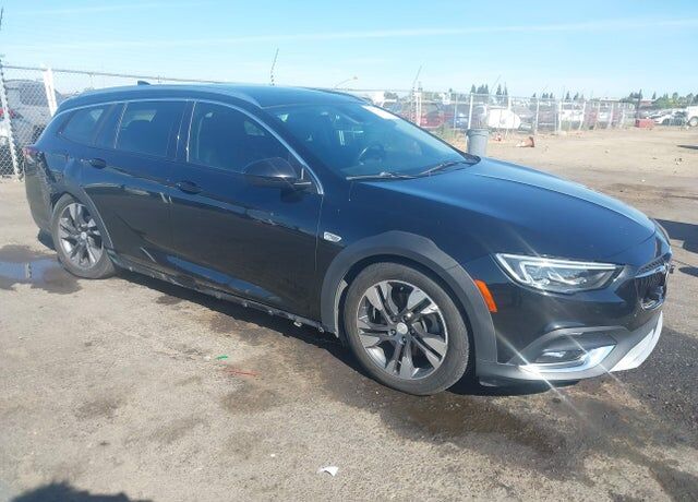 2018 BUICK Regal TourX