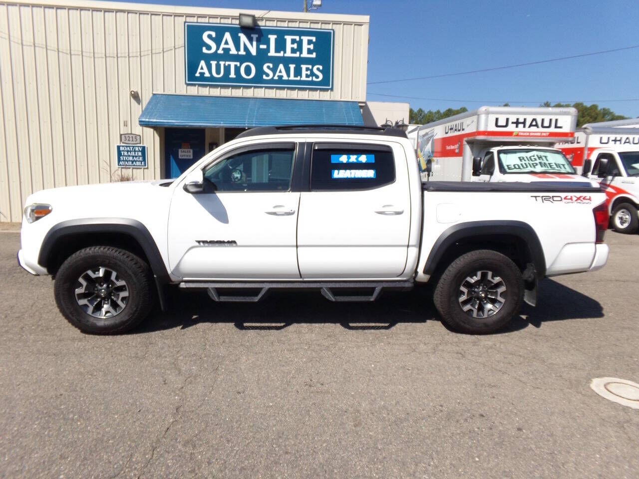 2019 TOYOTA Tacoma