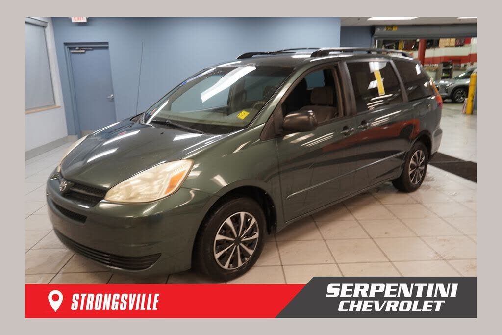 2004 TOYOTA Sienna