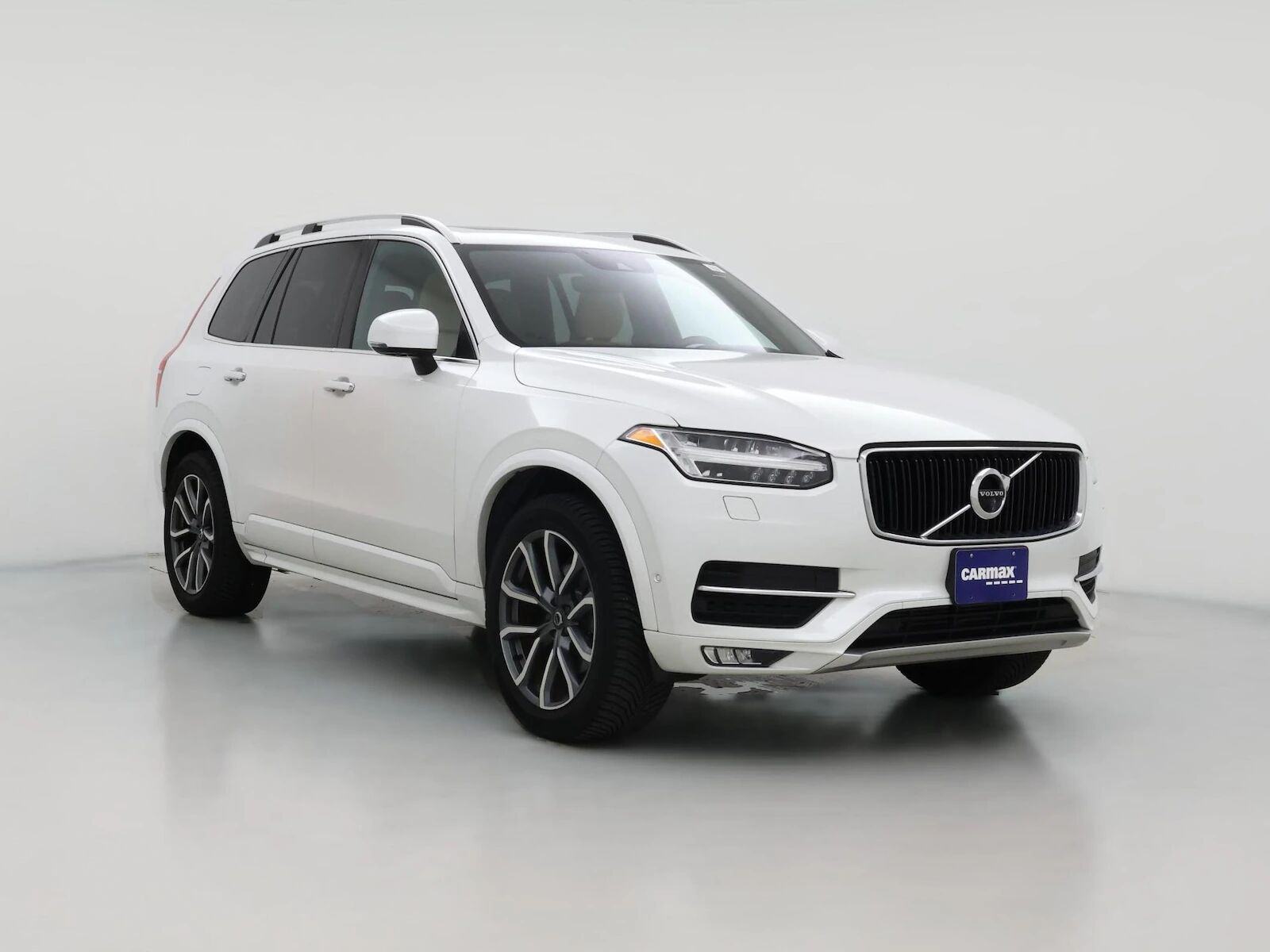 2019 VOLVO XC90