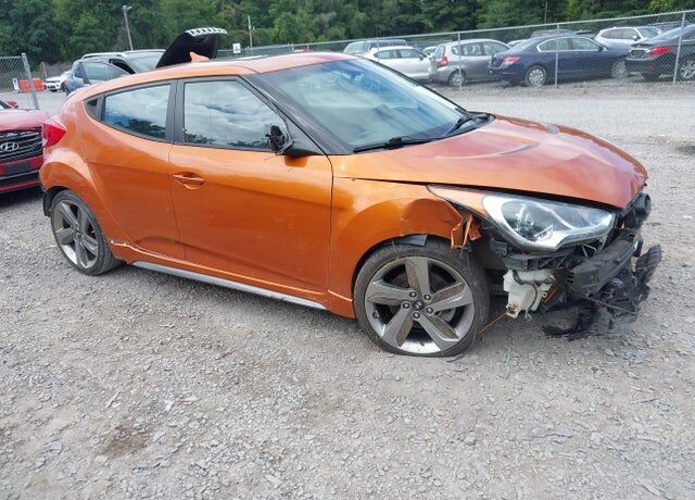 2013 HYUNDAI Veloster