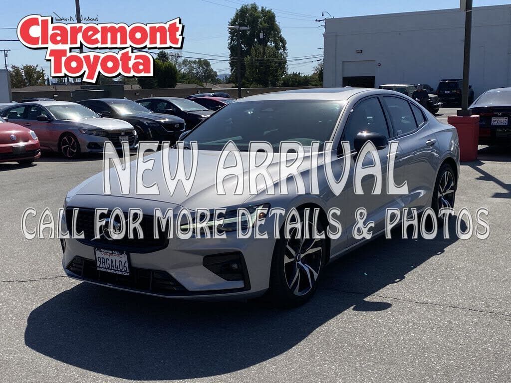 2024 VOLVO S60