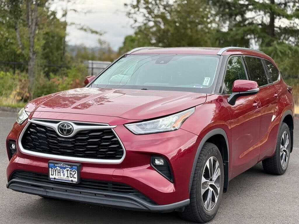 2020 TOYOTA Highlander