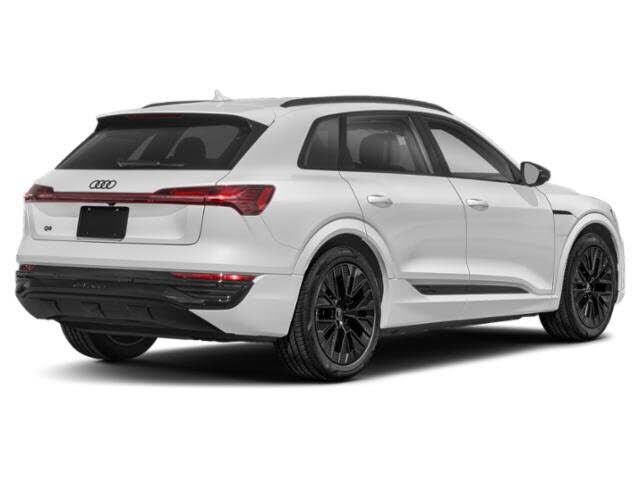 2024 Audi Q8