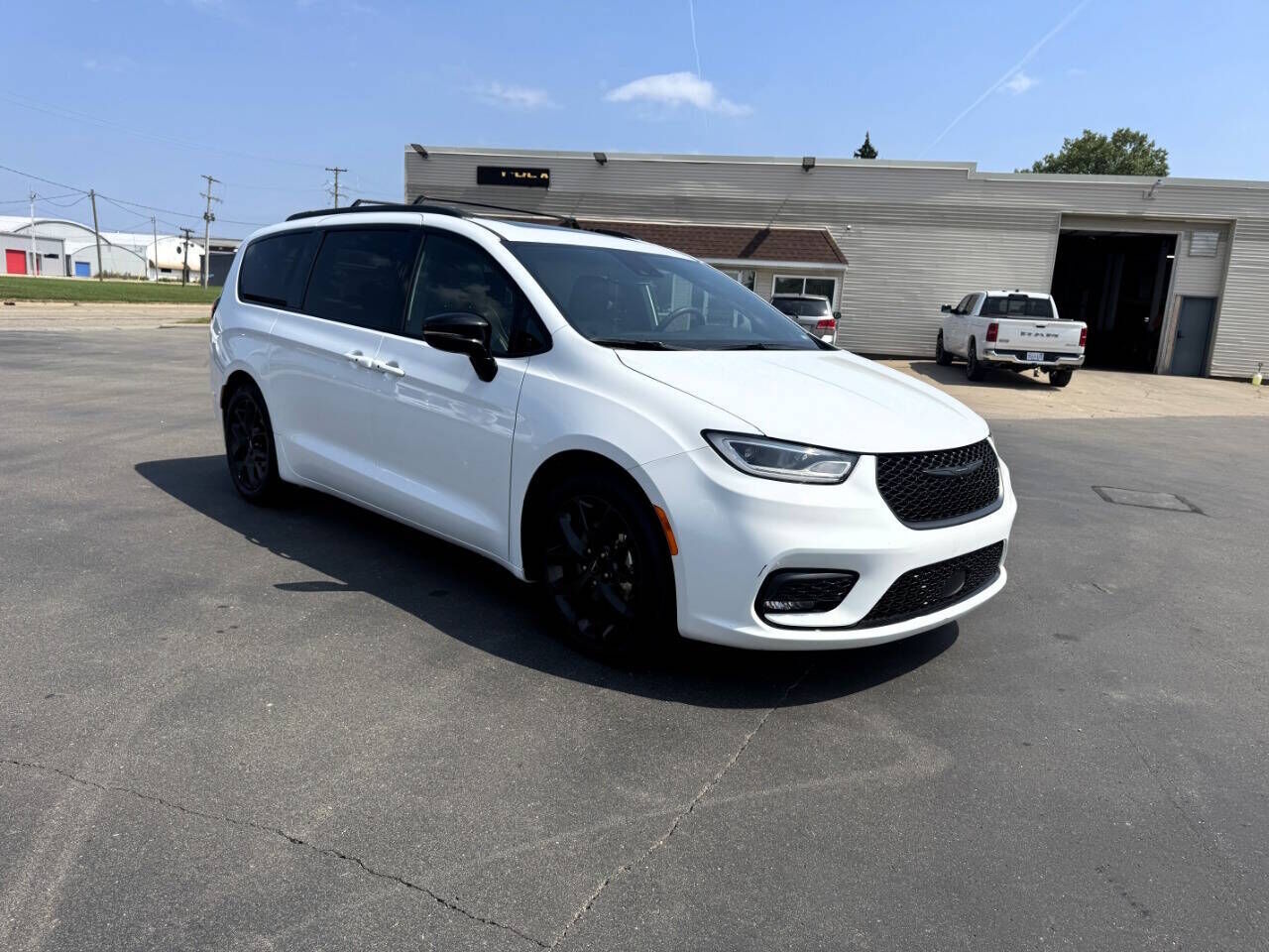 2025 CHRYSLER Pacifica