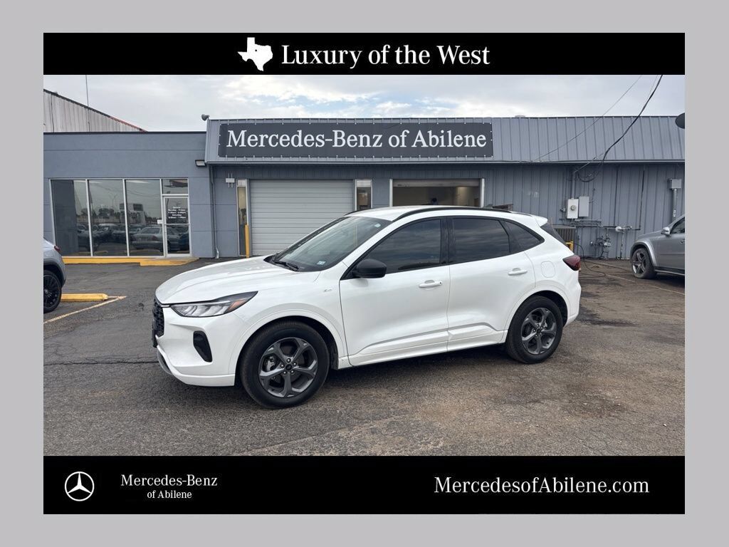 2024 FORD Escape